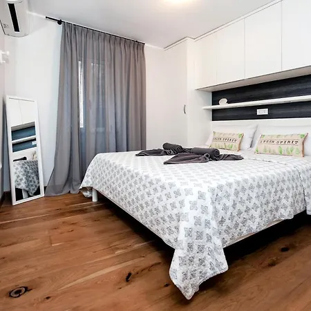 Nel Centro City Apartment Rovinj Exterior foto