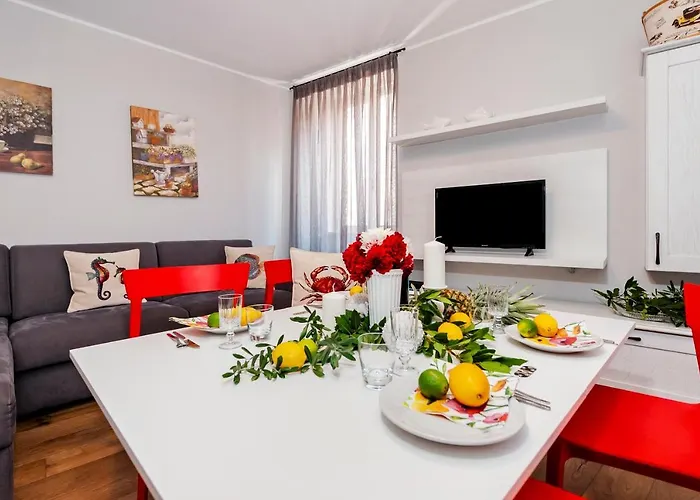 Nel Centro City Apartment
